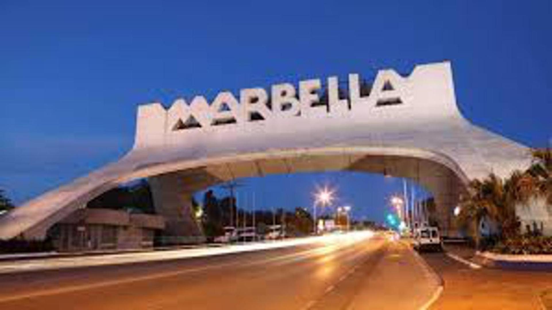 Luxurious Apartment In Puerto Banus Marbella Exterior photo