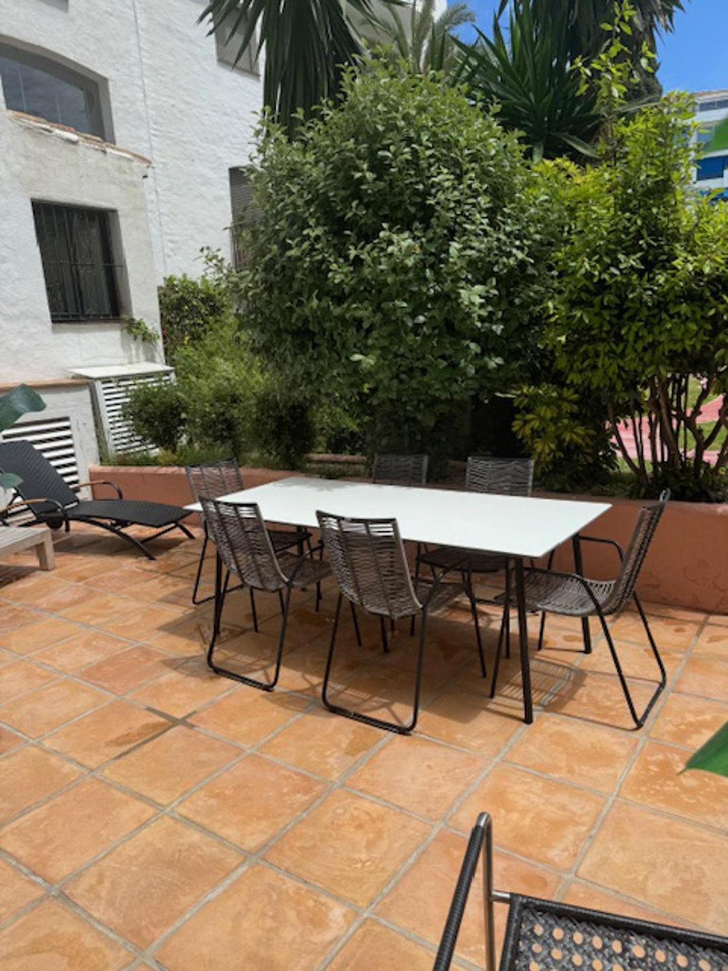 Luxurious Apartment In Puerto Banus Marbella Exterior photo